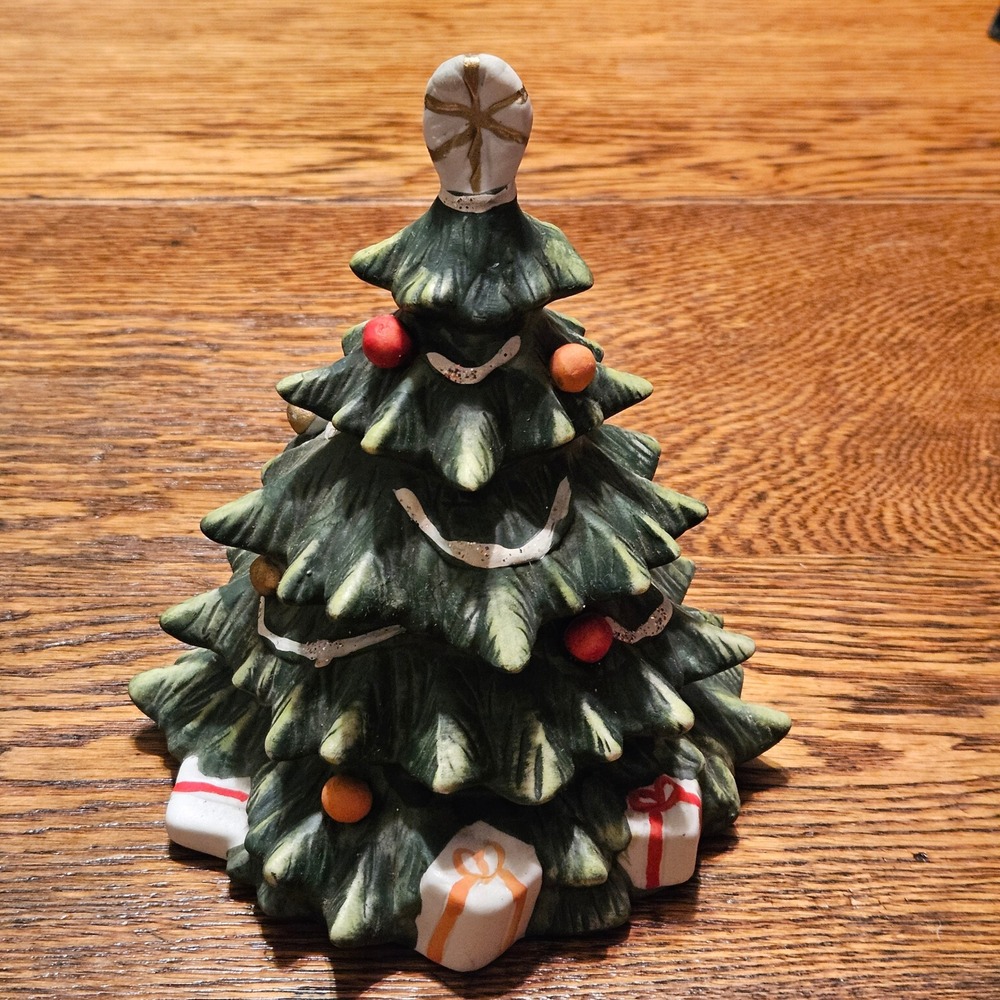 Vintage 1982 Mann Ceramic Musical Christmas Tree Wind Up Green 6in Works